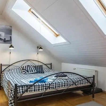 Old Romantic Loft Apartment Riga